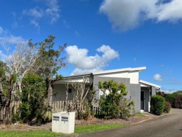 CHARMING 2 BEDROOM HOME IN WALKERSTON