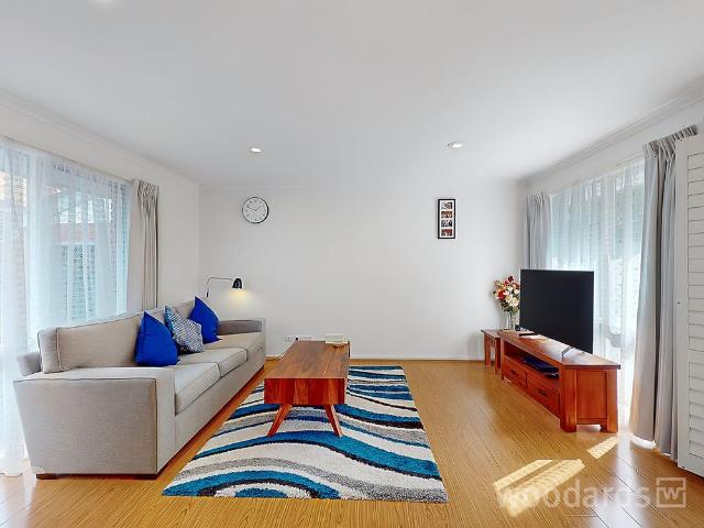 Charming 2 Bedroom Home in a Peaceful Neighborhood