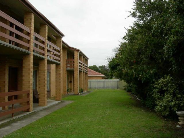 Charming 2 Bedroom Home in Camden Park