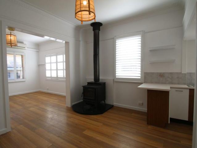 Charming 2 Bedroom Home in East Orange