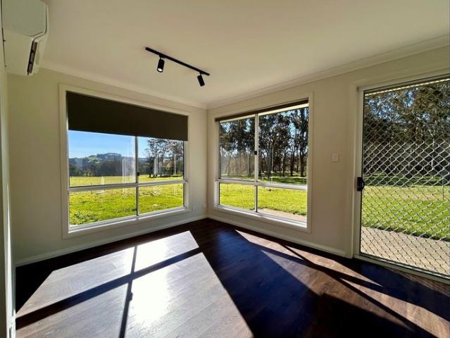 Charming 2 Bedroom Home in Kangaloon
