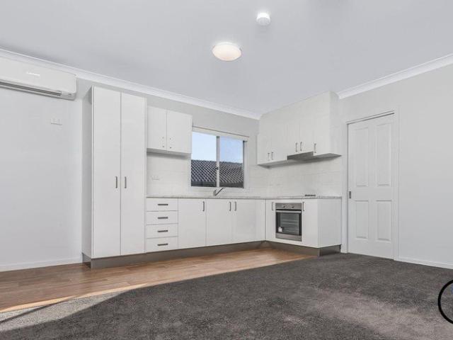 Charming 2 Bedroom Home in Morayfield