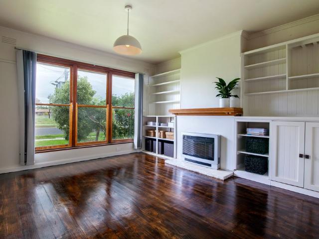 Charming 2 Bedroom Home in Norlane Warm, Convenient, and Full of Potential