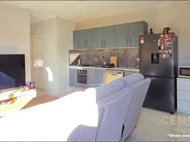 Charming 2 Bedroom Home Offering Comfort & Convenience