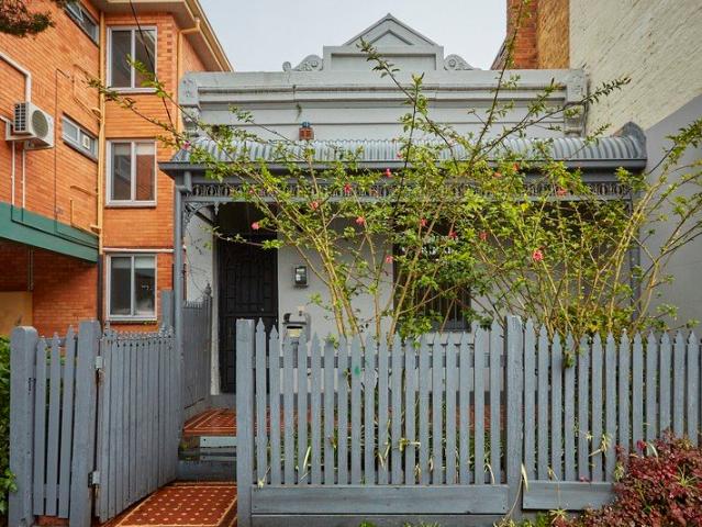 Charming 2 Bedroom In Central Location