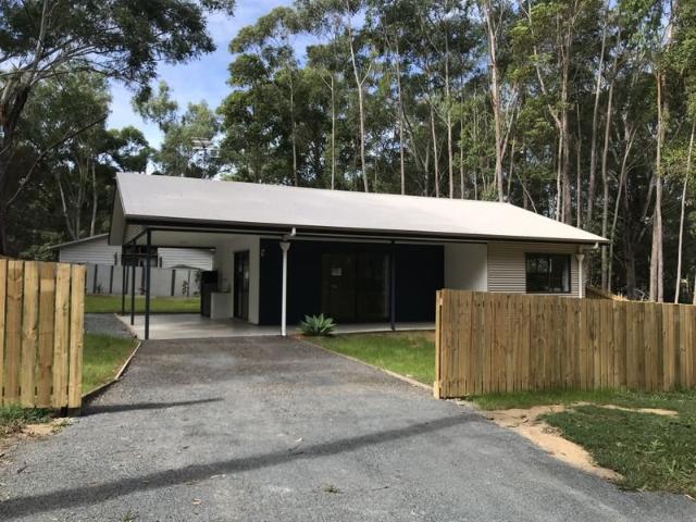 Charming 2 Bedroom Island Home | Russell Island