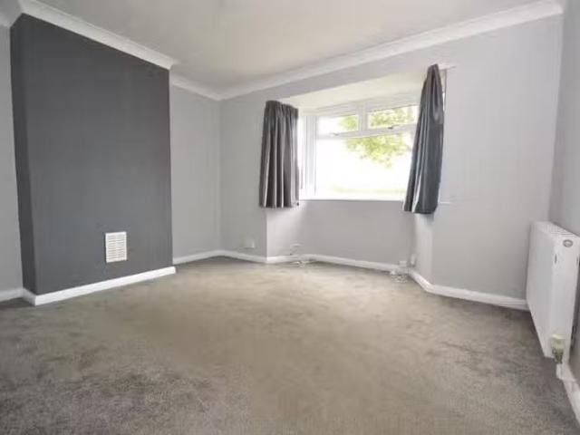 Nice 2 bedroom semi detached house for rent in Longacre Road.