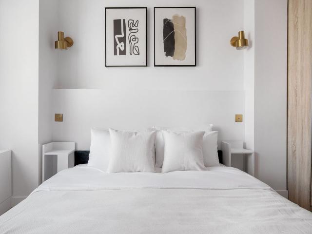 Charming 2 Bedroom Retreat in Parisian Chaillot, Paris Amsterdam Apartments for Rent