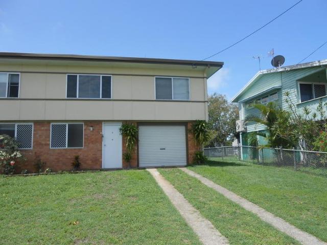 Charming 2 Bedroom Rental House in East Mackay Your Peaceful Retreat Awaits!
