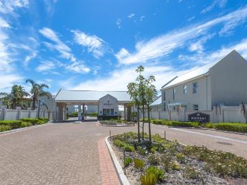 Charming 2 Bedroom Rental in Bonsai Estate
