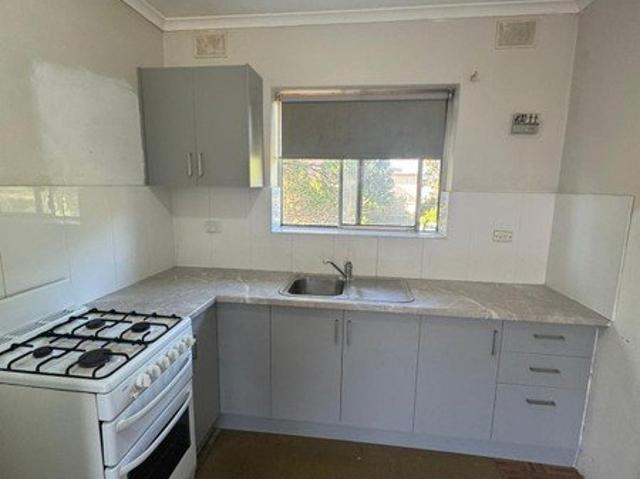 Charming 2 Bedroom Rental Unit in Woodville Gardens Your Ideal Home Awaits!