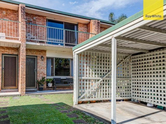 Charming 2 bedroom townhouse