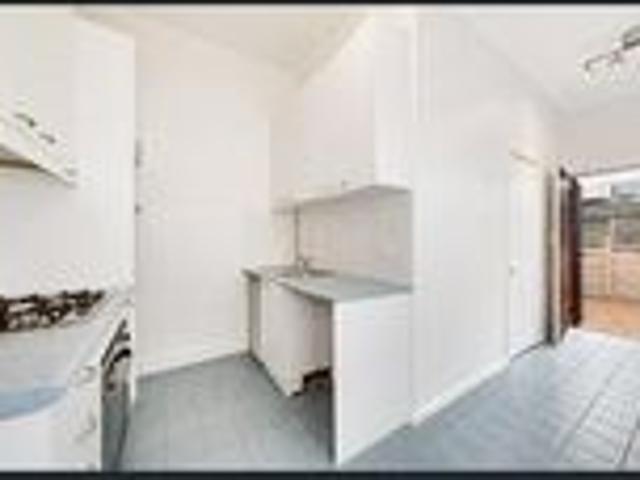 Charming 2 Bedroom Terrace