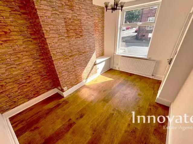Nice 2 bedroom terraced house for rent in Stourbridge Road, Ha.