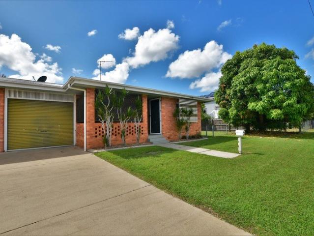 Charming 2 Bedroom Unit with Private Yard & Lock Up Garage