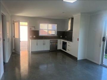 Charming 2 Bedroom Unit for Rent in Latrobe