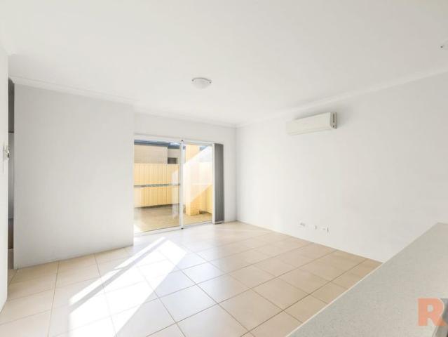 Charming 2 Bedroom Unit in the Heart of Mandurah