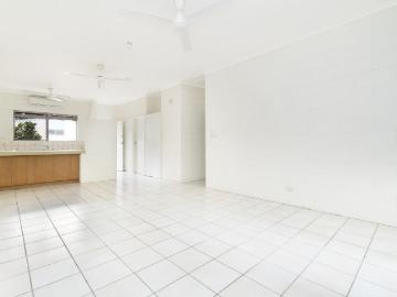 CHARMING 2 BEDROOM UNIT IN THE HEART OF PARAP