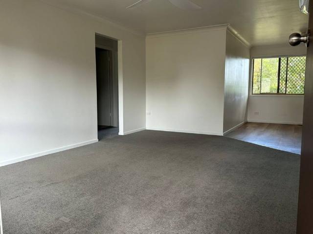 Charming 2 Bedroom Unit in Quiet Wingham Location