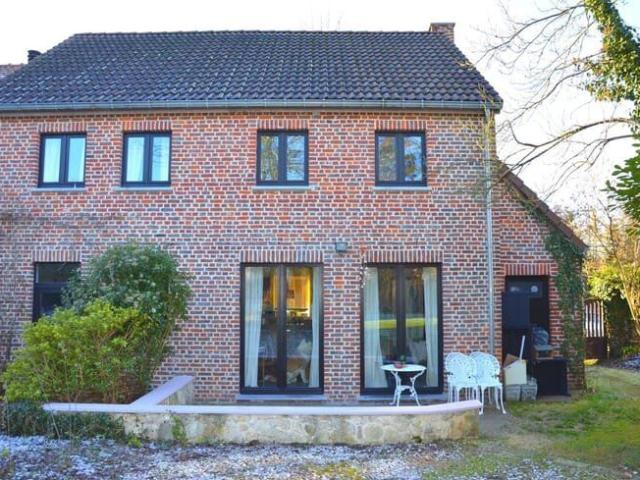 Charming 2 bedroom village house