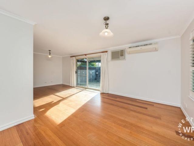 Charming 2 bedroomed unit in Woodside