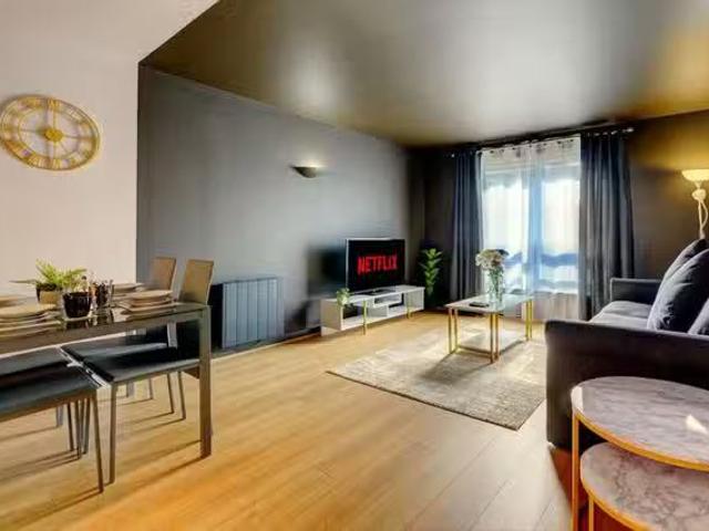 Just in! 2 BR Broad Street