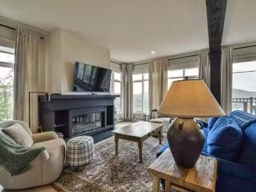 Charming 2 BR Chemin au Pied de la Montagne