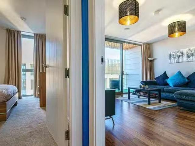 Deal! 2 BR Queens Road