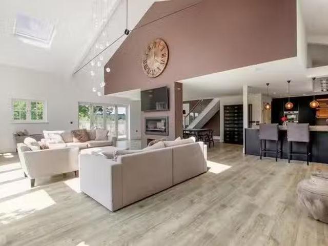 New 2 BR Spode Lane