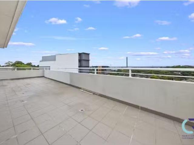 Unique 2 BR 14/61 63 New Canterbury Road, Petersham Apartment.