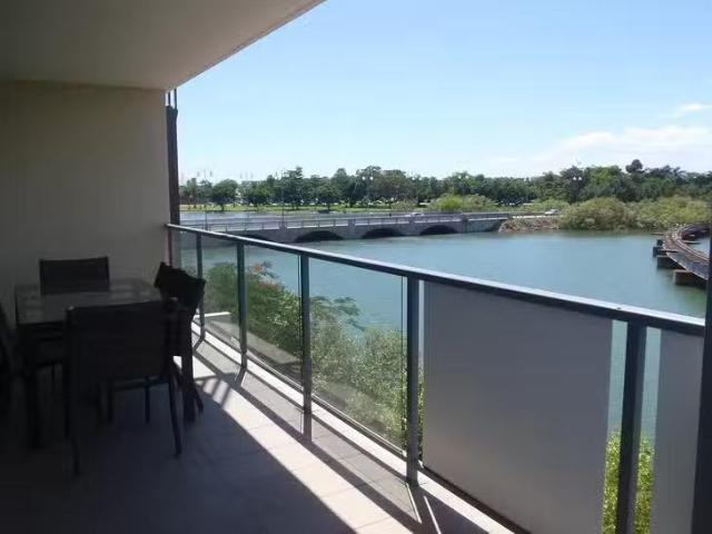 Just in! 2 BR 14/8 32 Stanley Street, Townsville City, QLD 4810
