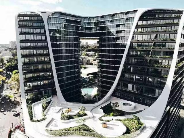 Deal! 2 BR 1612/301 Botany Road, Zetland, NSW 2017
