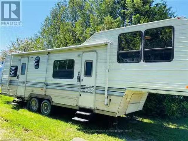 Unique 2 BR 17 9 Tamarac Road, Northern Bruce Peninsula, ON.