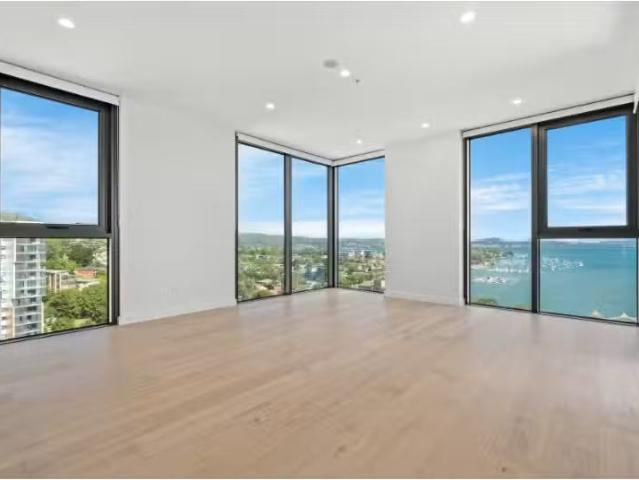 New 2 BR 1907/36 Baker Street, Gosford Apartment for rent Lis.