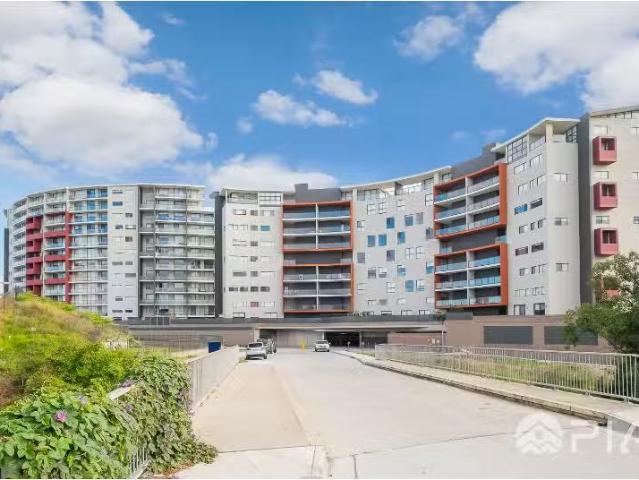 Unique 2 BR 199/23 25 North Rocks Road, North Rocks Apartment.