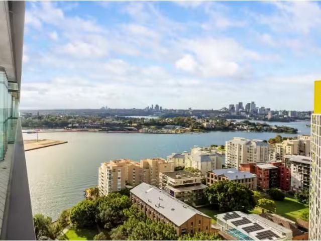 Cozy 2 BR 19C/4 Distillery Drive, Pyrmont Apartment for rent.