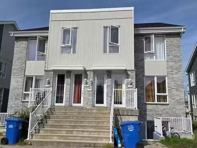 Charming 2 BR 1056 Rue St Viateur, Joliette, QC, J6E 0W4 lea.