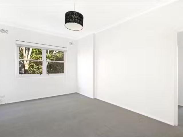 Just in! 2 BR 11/11 Botany Street, BONDI JUNCTION Apartment fo.