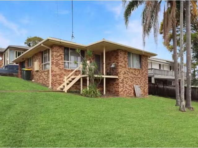 Unique 2 BR 1/1 Wilton Place, Coffs Harbour Apartment for rent.