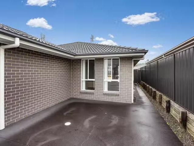 Nice 2 BR 1/22 Glen Ayr Avenue, Cliftleigh, NSW 2321