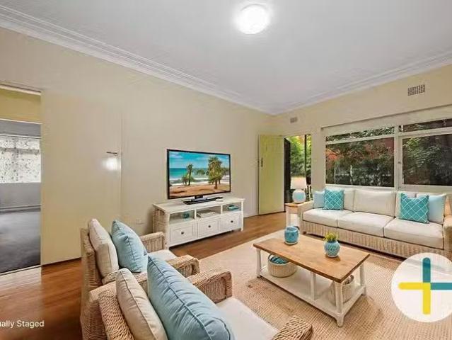 Just in! 2 BR 1/25A Hampden Road, Artarmon, NSW 2064