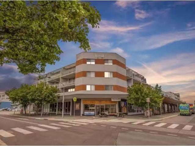 For Rent! 2 BR 13/54 Ernest Cavanagh Street, Gungahlin Apartme.
