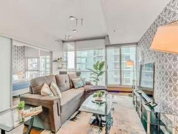 Beltline, Calgary, Alberta - Balcony, Equipped kitchen
