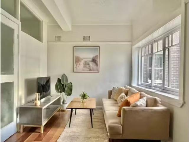 Nice 2 BR 1 Powell Street, COOGEE House for rent Listed by Bo.