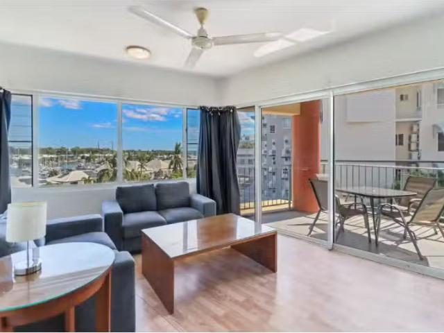 Cheap 2 BR 24/26 Marina Boulevard, Larrakeyah Apartment for re.