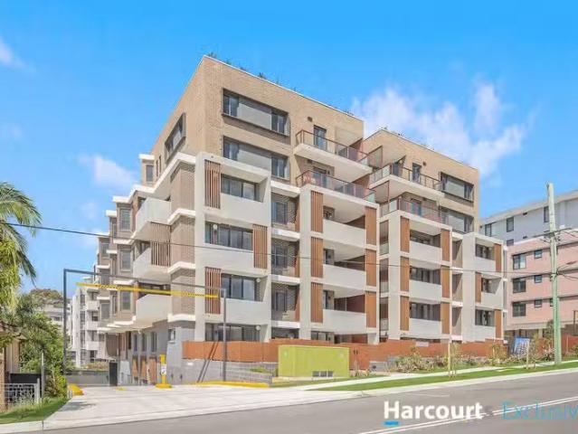 Unique 2 BR 205/10 Gordon Street, Blacktown, NSW 2148 Apartm.
