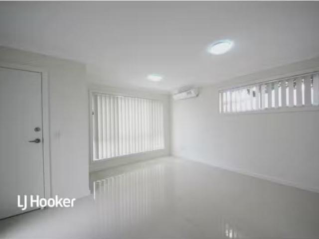 Nice 2 BR 21B Blackwall Point Road, CHISWICK House for rent L.
