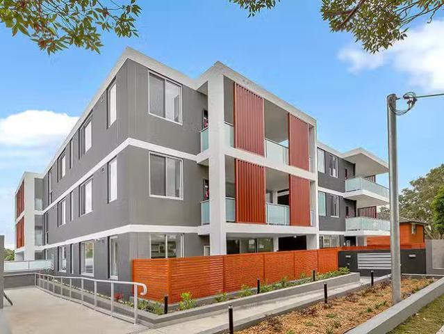 For Rent! 2 BR 2/3 7 York Street, Belmore, NSW 2192