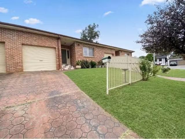 Cheap 2 BR 2B Balboa Place, Willmot House for rent Listed by.