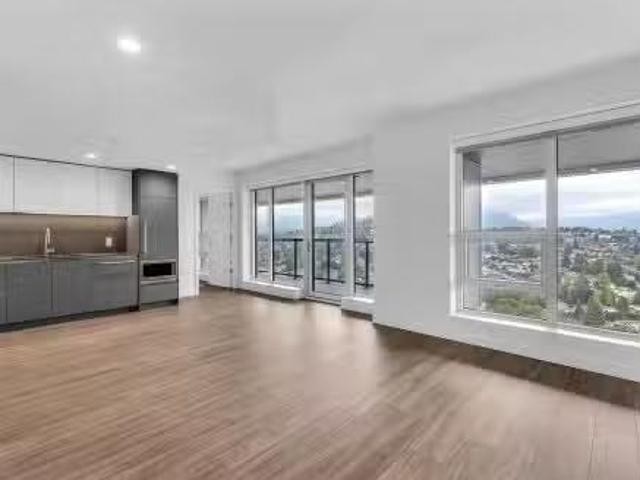 Deal! 2 BR 3402 2135 Springer Avenue, Burnaby, BC, V5B 0C1 l.